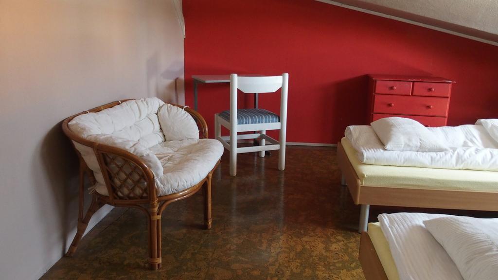 Flat In Central Poznanアパートメント 部屋 写真