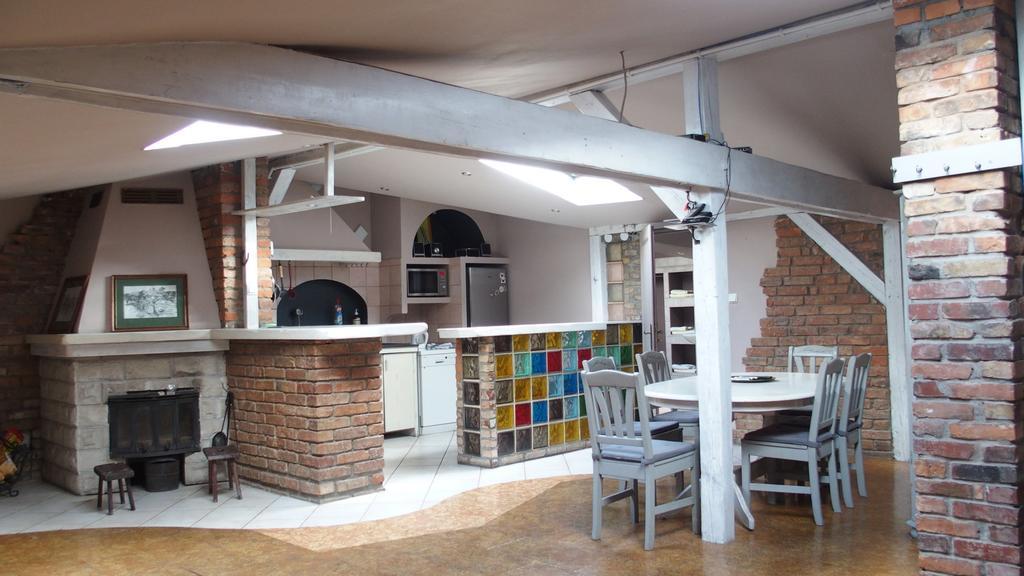 Flat In Central Poznanアパートメント 部屋 写真